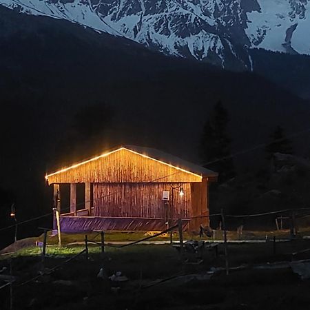 Khana Badosh Resort Kalam Buitenkant foto