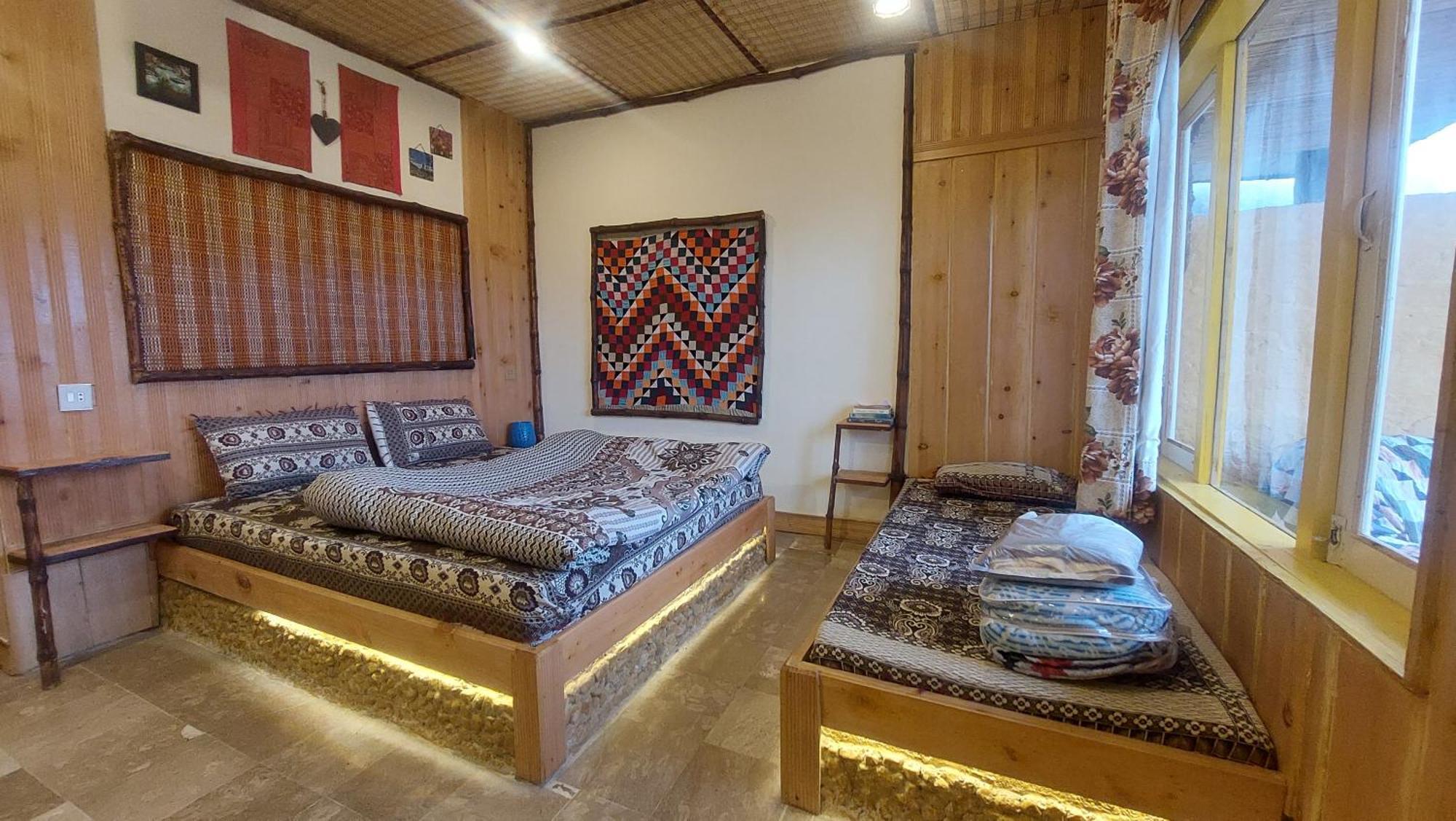 Khana Badosh Resort Kalam Buitenkant foto