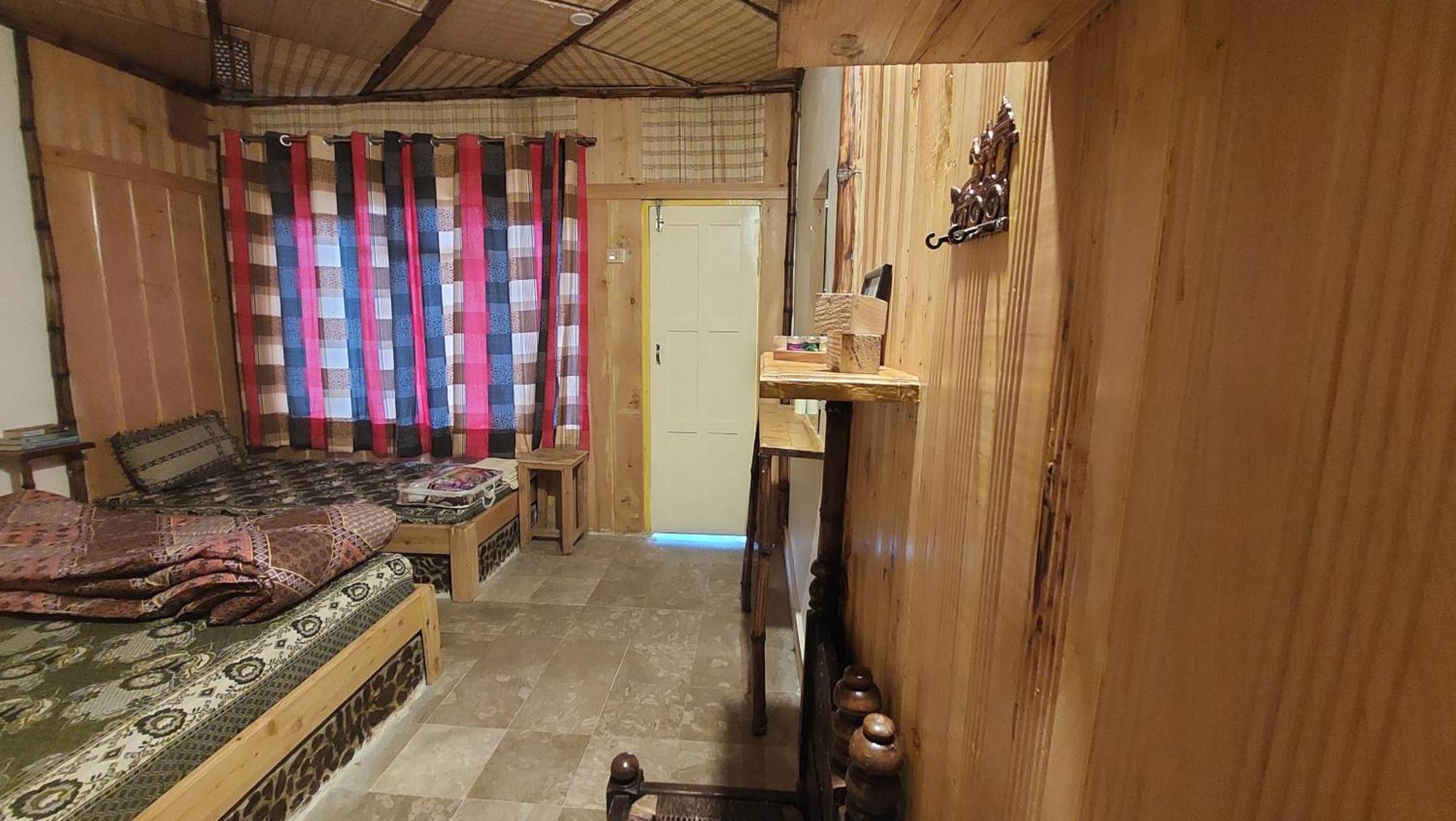 Khana Badosh Resort Kalam Buitenkant foto
