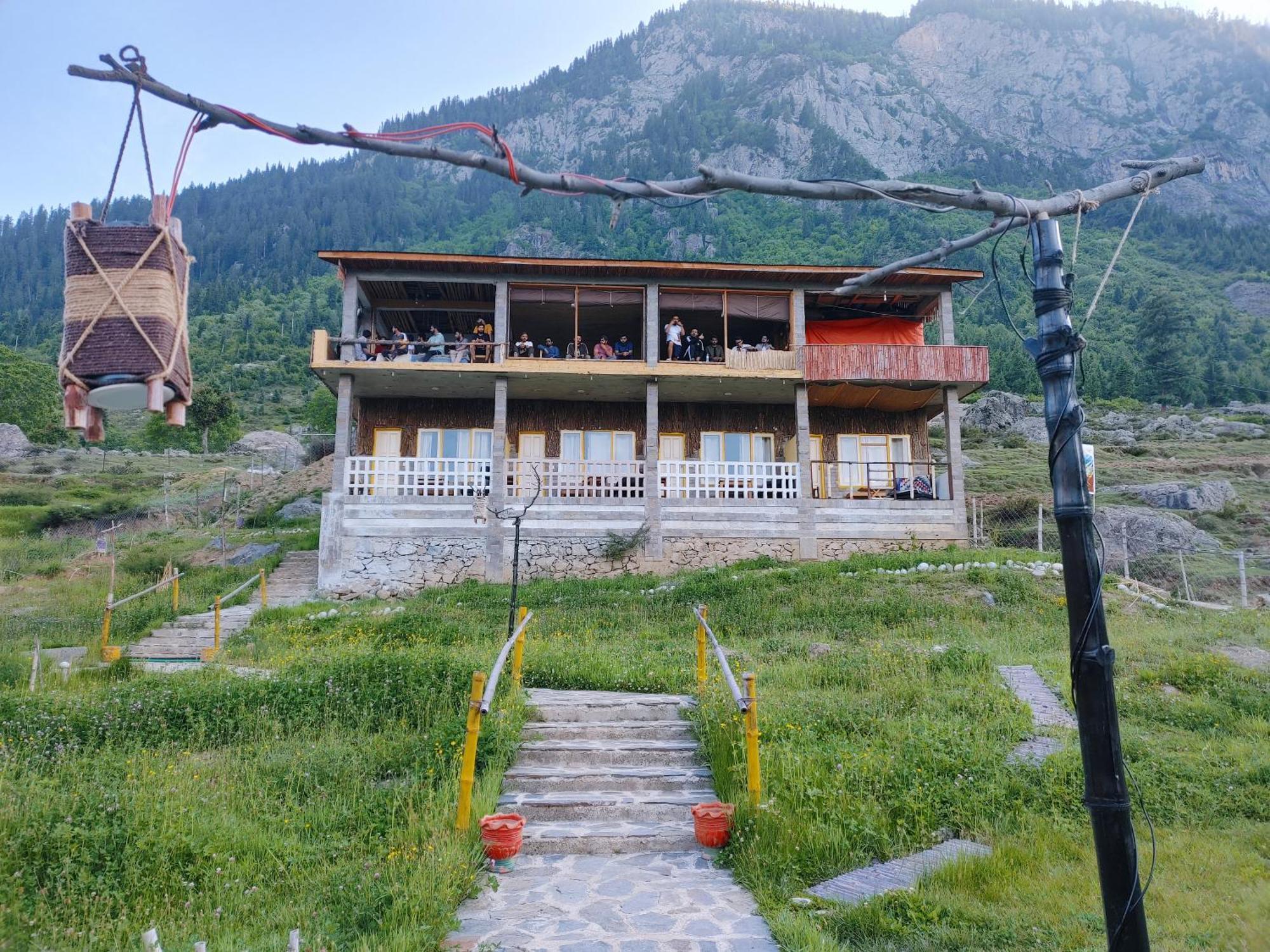 Khana Badosh Resort Kalam Buitenkant foto